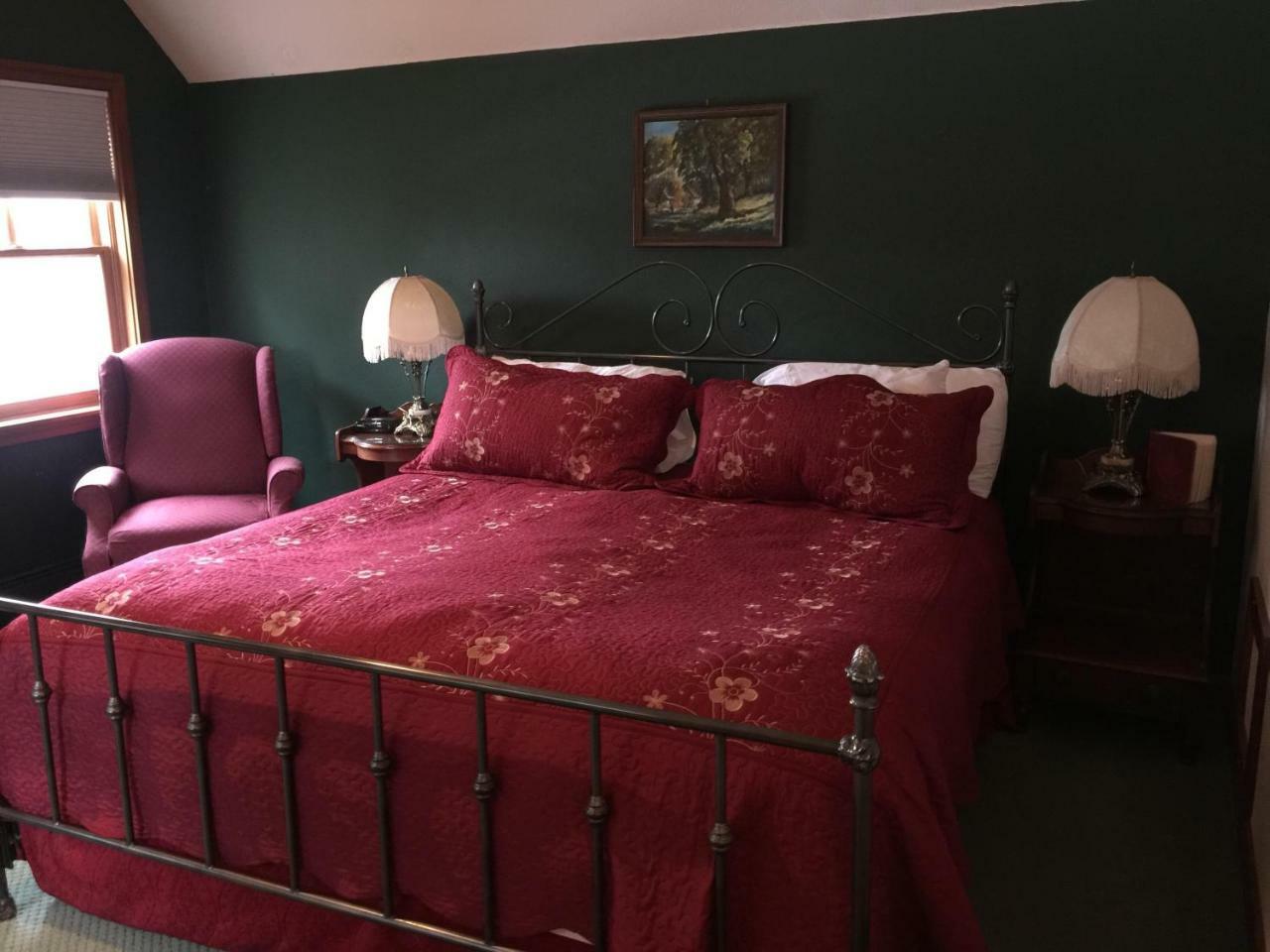 Apple Orchard Bed & Breakfast Hermosa